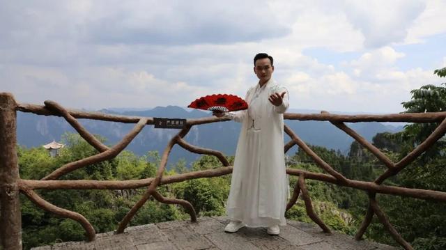 国际网红都来打卡！恩施美景震撼海外博主！