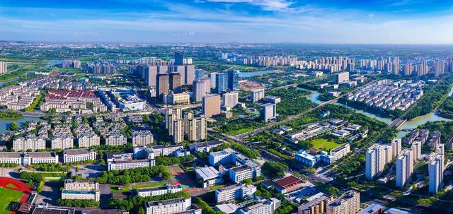 浙江很低调的地级市，面积比台州小，人口比金华少，GDP超7500亿