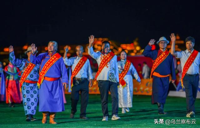 2025年乌兰察布市第十四届“草原之旅”那达慕盛大启幕!