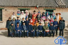 【何以中国 运载千秋】老技艺有了新生机！这群年轻人“踩回”静安高跷……图片