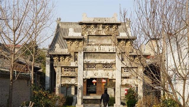 离西安半小时，这座被高铁“耽误”的小城，好玩又好吃