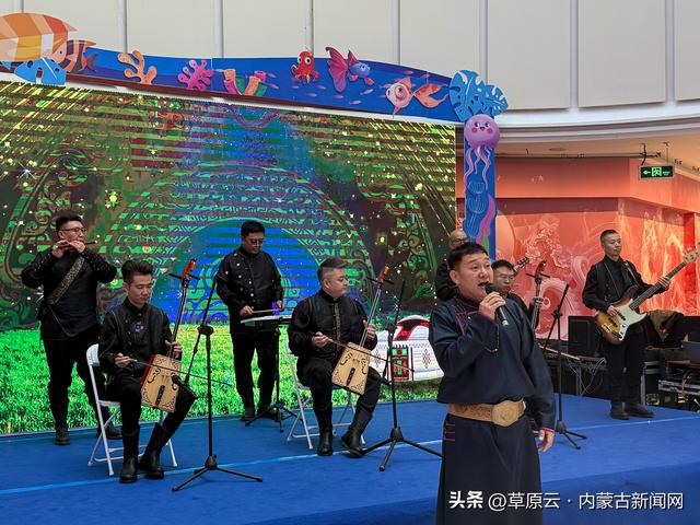 北疆文化神州行”乌兰牧骑全国巡演60周年纪念演出｜乌海乌兰牧骑亮相银川：创作更多留得下传得开的优秀作品