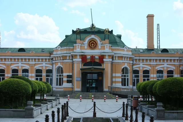 爆火影视剧都在哈铁老建筑取景?快来打卡猜剧名!