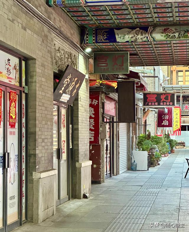 天津实景｜古文化街的津门民俗倔强和“小商品市集”的尴尬