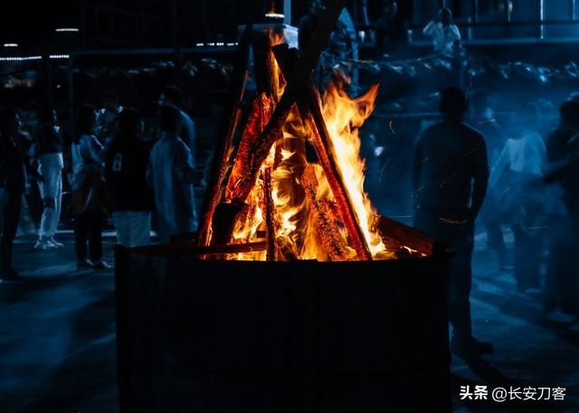 从西安出发，来到“草原天路”这里宛若天境，比网上描述的更美