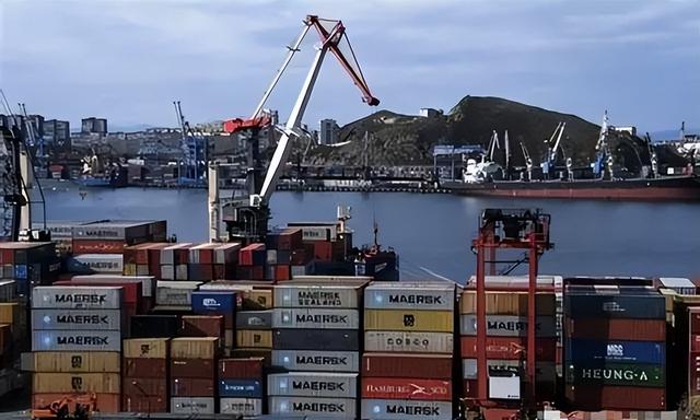 普京坐不住了？五常仅中国未入场，美媒惊曝：中国正抄底俄罗斯？