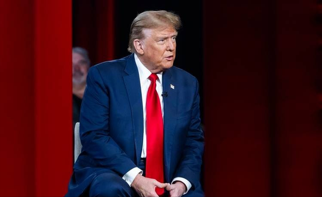 特朗普向全球发出通牒：180天内准备对中国动手，不帮忙就加税