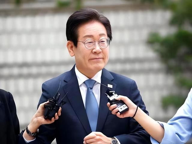 韩国突然补刀！访华回去的李在明，跟随中国铁拳，或重启去日本化