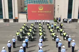 服务强省会 助力兰州蓝 省公安厅为兰州公安交警调配20辆警用摩托车图片