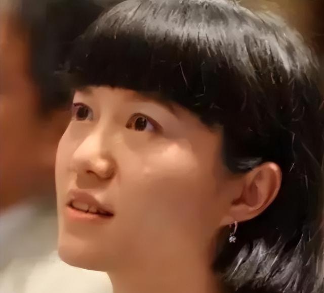 杨振宁妻子翁帆自白：为了丈夫的身体，我16年来都是早睡早起