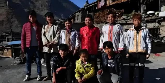 四川一村“一妻多夫”，亲兄弟能娶同一女人，夫妻关系特别好