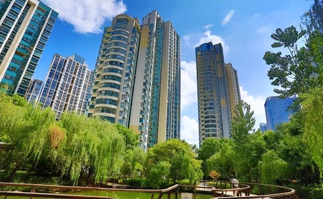 楼市变天！住建部铁腕推“现房销售”，开发商空手套白狼梦碎