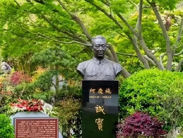 1948年，刘少奇对薄一波讲：提拔此人后果很严重，你将来要负责！