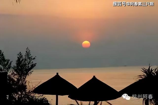 三亚晨曦里的美丽故事……