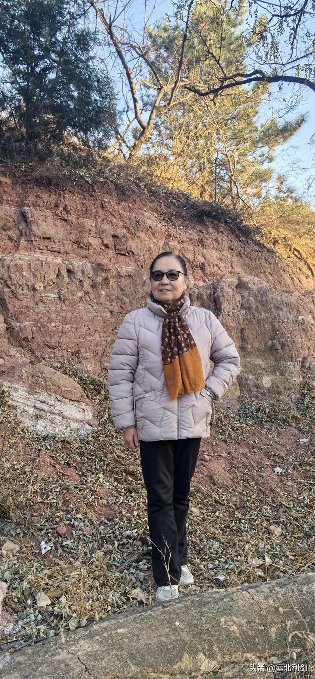 张家口市郊区还有如此丹霞地貌！