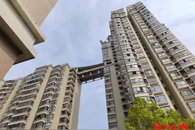 因地震开裂！福州这座空中连廊还安全吗？图片
