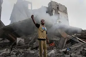 凌晨5点，数千具火箭发射器齐射以色列：100架战机发射集束弹扫射图片