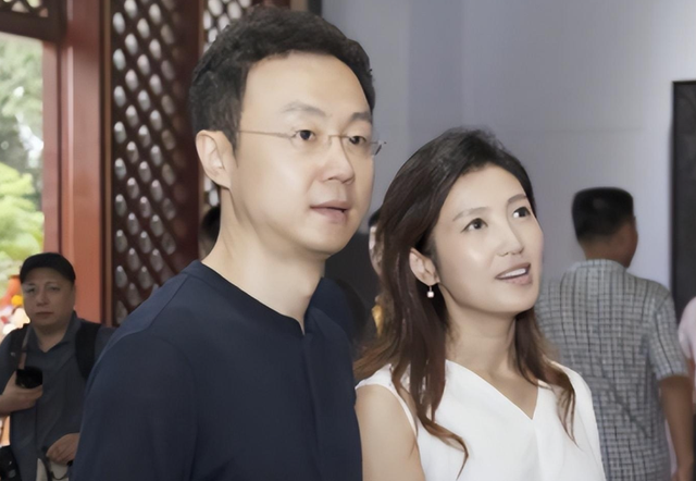 九三阅兵解说员揭晓，原来是他们两位，都是央视知名主持人