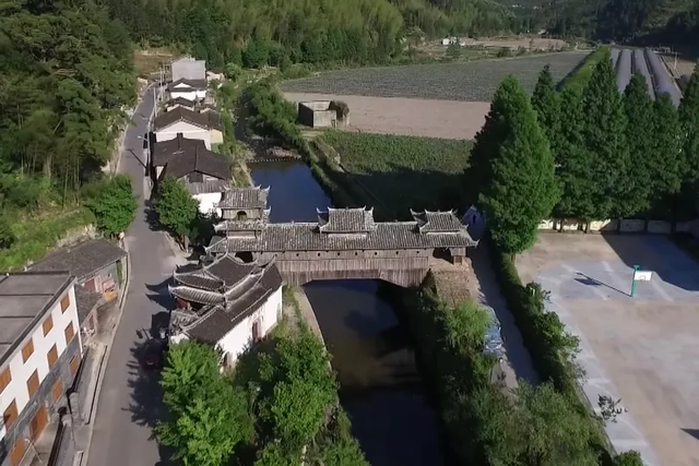 庆元如龙桥：比武分水，对歌解惑，两姓结亲，幼童题词