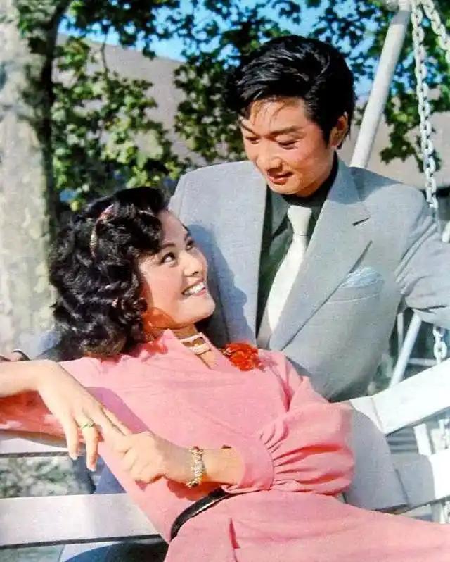 马军勤:嫁圈外丈夫,婚后生下一子,如今一个人生活