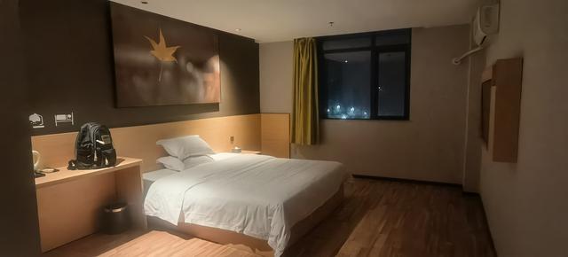 川黔滇4日自驾游（一）：一个生日启动的旅行，富顺豆花蘸水难忘