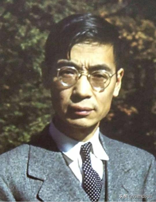 1960年，钱学森夫妇与郭永怀一家颐和园留影，两位夫人都才貌俱全