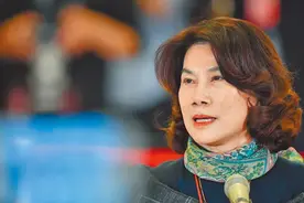 被踢出族谱，亲哥与她断交20年，董明珠背后有着不为人知的痛与泪图片