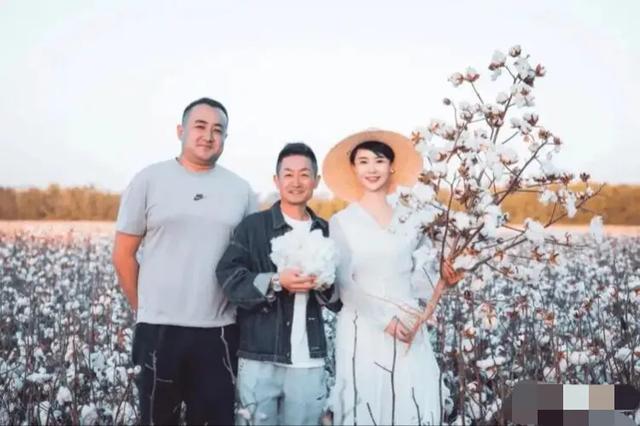 装都不装了！贺娇龙去世仅1天，恶劣的事情发生了	，结局大快人心