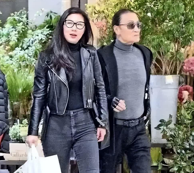 被谢贤养了12年，用青春换来2000万的Coco，已经走上了另一条道路