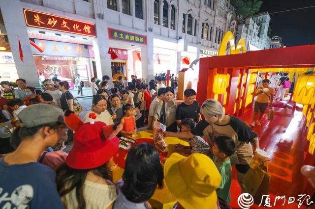 订单激增！厦门继续跻身全国前十！