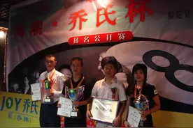 失物招领 | 我捡到100张照片，好像是你18年的青春图片