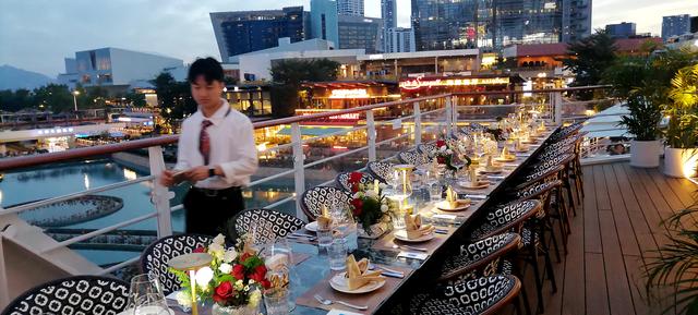 山海缔造的法中双味饕餮盛宴——深圳海上世界幕爵法餐探秘。