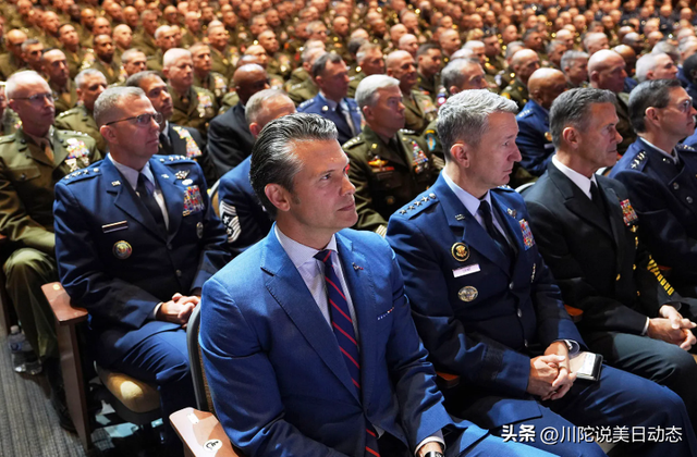 美媒称一半美国人认为美军将战败，两艘航母被击沉	，局势完全转折