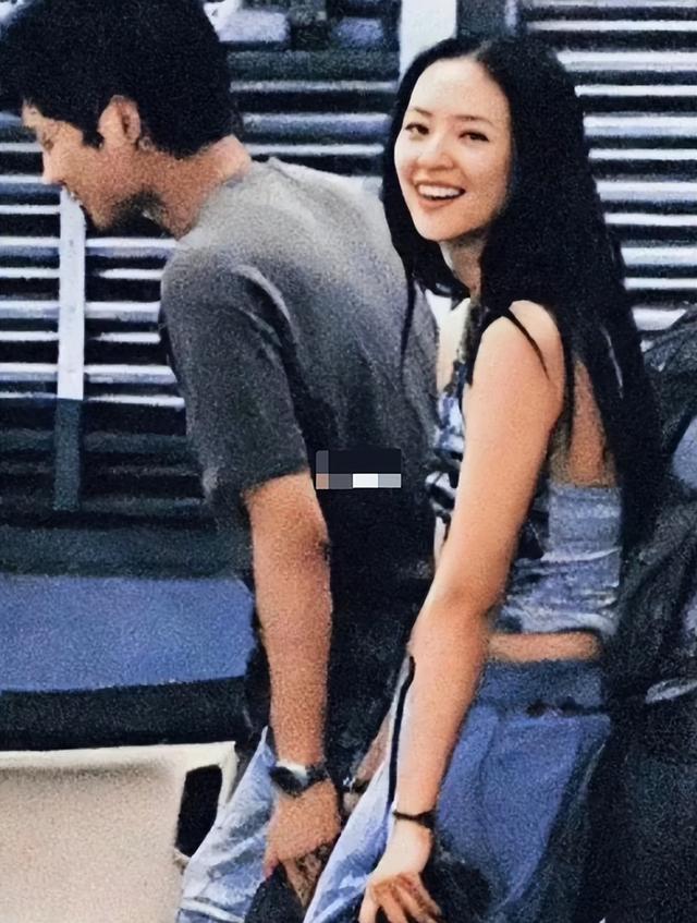 姜还是老的辣，46岁章子怡再次官宣喜讯，成了汪峰高攀不起的模样