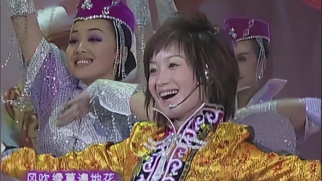 6上春晚，与恩师同居后怀孕，被骗流产，如今57岁准备孤独终老