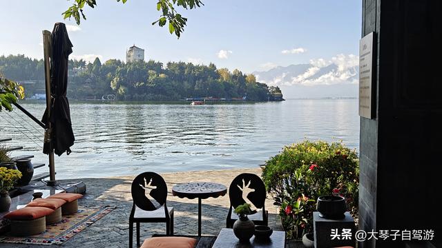 从柴米油盐到诗和远方：探访杨丽萍太阳宫，窥见两种人生！