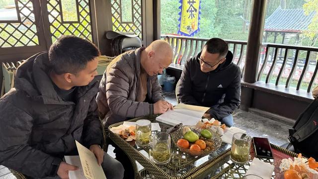 郫都区互联网文化协会成功举办望丛祠文化探访暨座谈交流活动