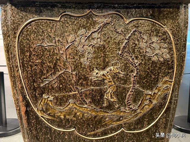 当苏超话题遇上古代蹴鞠 宜兴这只陶缸成博物馆“顶流”