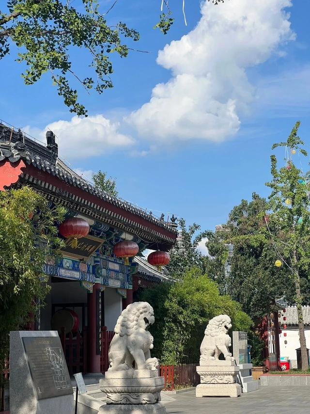 来十笏园玩，基础款就不要再搭基础款！