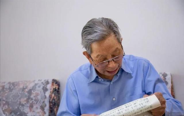 一路走好！2026年不到3天	，5位名人接连去世，最年轻的仅25岁