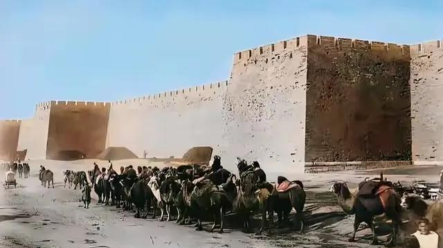 太壮观了吧——100年前北京城墙影像，如果都还在	，会是啥样？