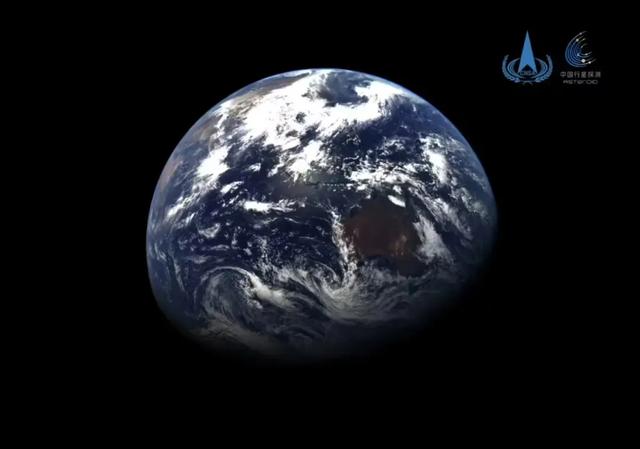 难道被美国骗了？天问二号再次发回照片：暴露真实宇宙景象