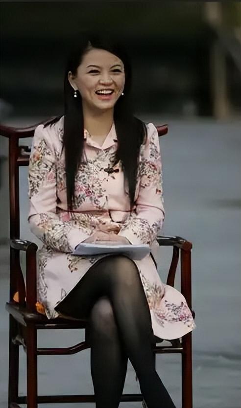李湘怎么也没想到，释永信刚塌房，自己就因“黑丝照”被牵连了