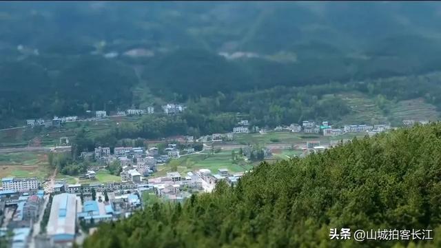 重庆头号大镇，面积比主城两个区还大，私藏20℃避暑天堂美如仙境