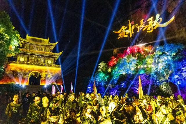 广纳天下客 元梦新蜀道 | 六大沉浸式演艺，让你直接“掉进”剧情里