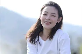 “玉面郎君”陈丽君，她意外爆火，让内娱彻底成笑话图片