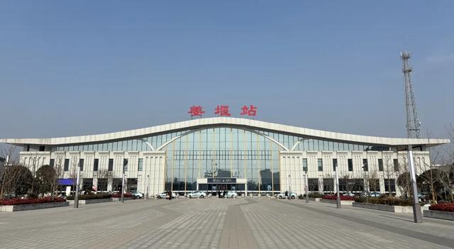 景区、酒店全打折!这座冠军城 “太会了”