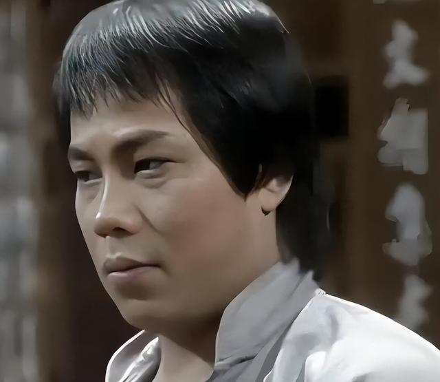 陈光标撕开遮羞布：梁小龙哪里是病死	，分明是被人利用折腾死的！