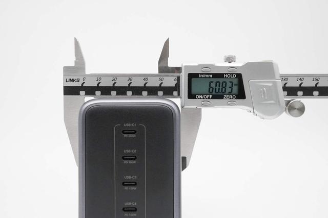 业界首款满血版PD3.1快充，绿联500W氮化镓充电器拆解