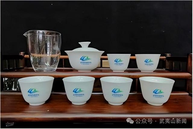 武夷有轨电车国庆非遗巡游启幕！免费乘车+非遗体验，邀您共赴文化盛宴